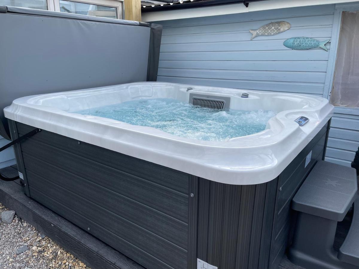Dog Friendly Cottage 2 Mins To Beach With Hot Tub And Zappi Ev Lessingham Экстерьер фото