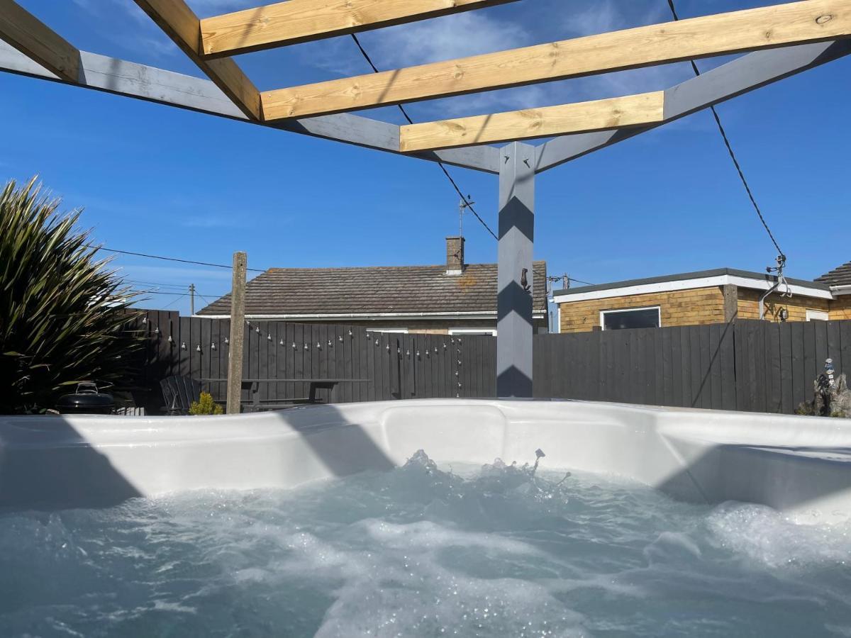 Dog Friendly Cottage 2 Mins To Beach With Hot Tub And Zappi Ev Lessingham Экстерьер фото